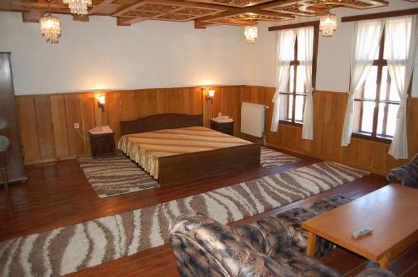 Trevnenski Kat Hotel Tryavna Bagian luar foto